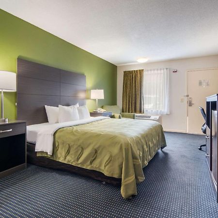 Quality Inn Little Creek Virginia Beach Exterior photo