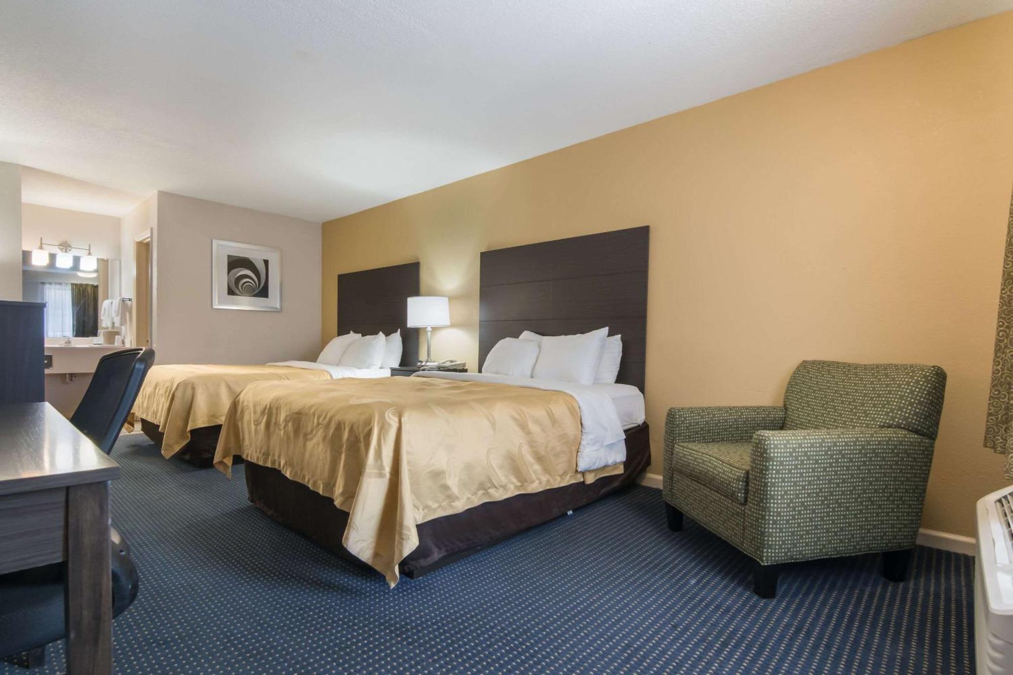 Quality Inn Little Creek Virginia Beach Exterior photo