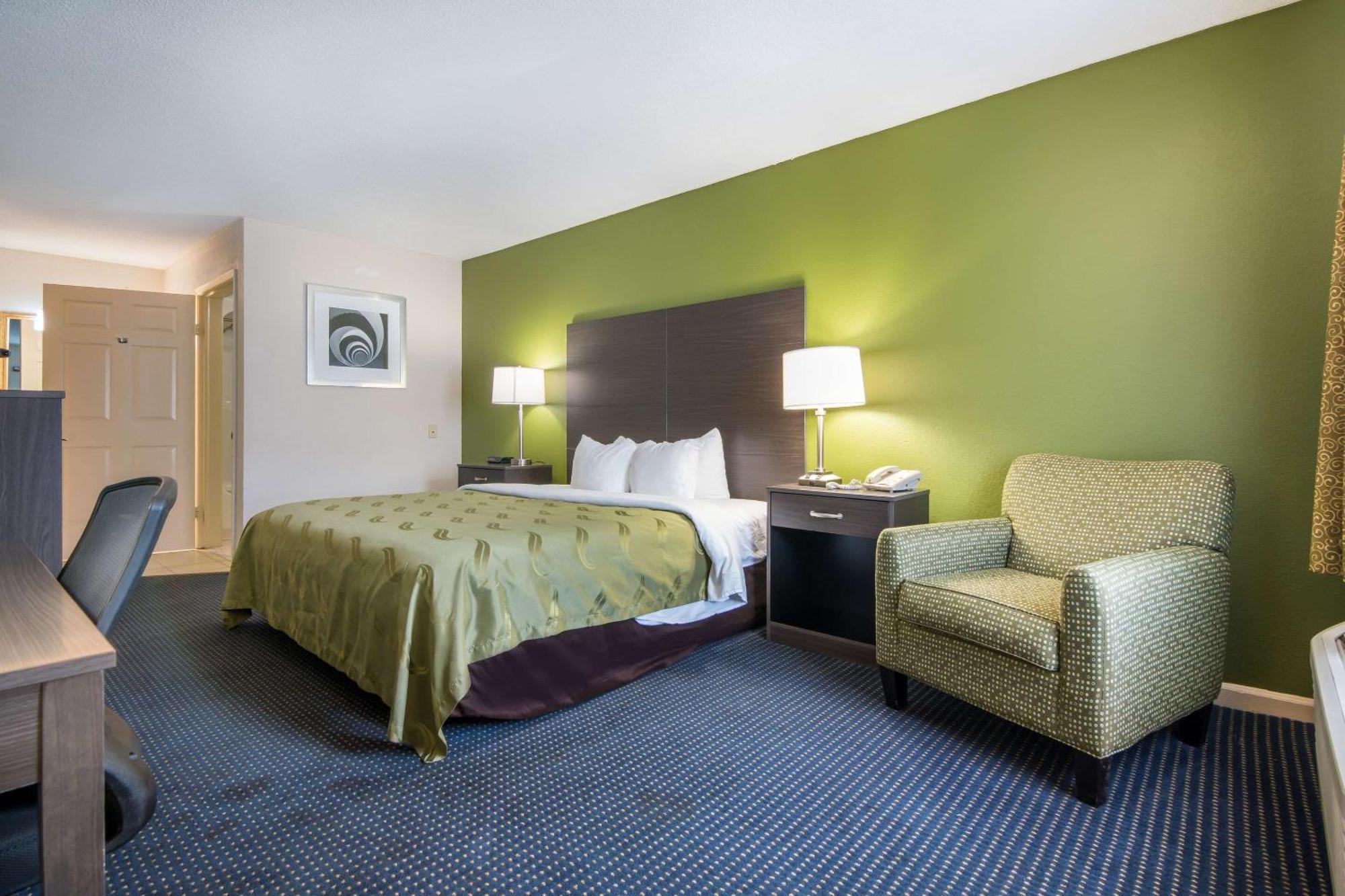 Quality Inn Little Creek Virginia Beach Exterior photo