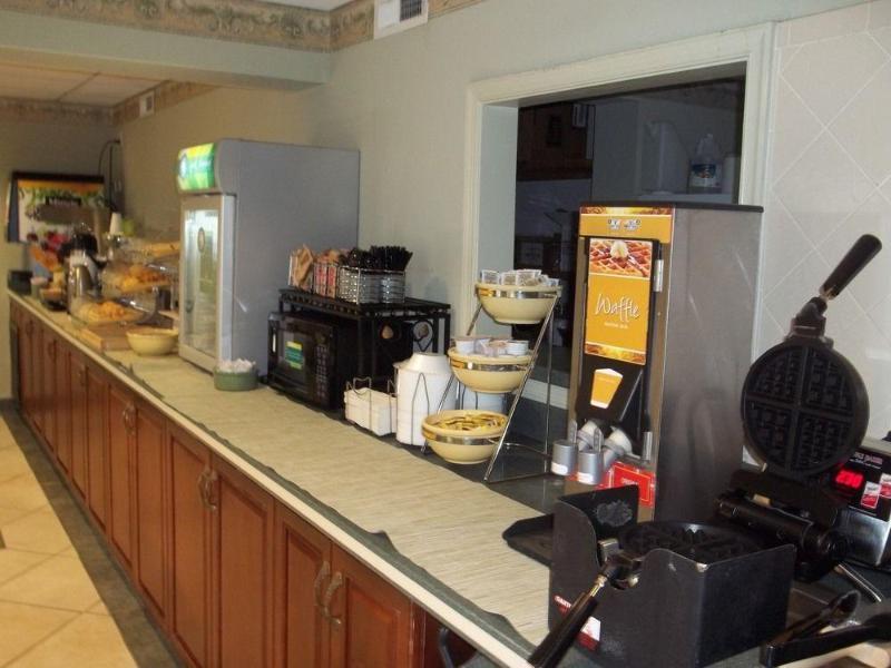 Quality Inn Little Creek Virginia Beach Exterior photo