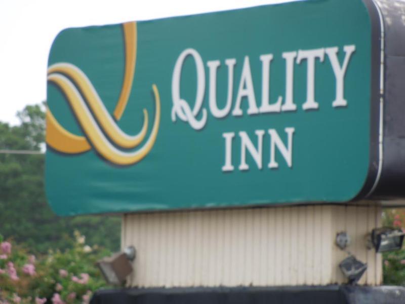 Quality Inn Little Creek Virginia Beach Exterior photo