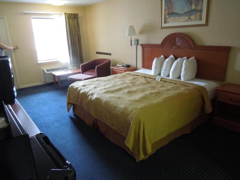 Quality Inn Little Creek Virginia Beach Exterior photo